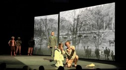 Polski spektakl „Widnokrąg” na scenie Teatru Narodowego Islandii. Fot. MKiDN