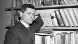 Zbigniew Herbert. Fot. PAP/CAF/C. Langda