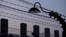 Teren byłego niemieckiego obozu Auschwitz. Fot. PAP/A. Grygiel