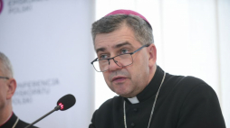 Przewodniczący Komisji Wychowania Katolickiego KEP bp Wojciech Osial. Fot. PAP/M. Obara
