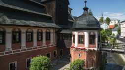 Wyróżnione w konkursie Muzeum Papiernictwa w Dusznikach-Zdroju. Fot. PAP/J. Ochoński