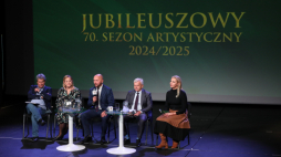 (L-P) dyrektor artystyczny Opery i Filharmonii Podlaskiej Mirosław Jacek Błaszczyk, zastępca dyrektora Opery i Filharmonii Podlaskiej Małgorzata Bil-Jaruzelska, marszałek województwa podlaskiego Łukasz Prokorym, wicemarszałek województwa podlaskiego Jacek Piorunek i zastępca dyrektora Departamentu Kultury i Dziedzictwa Narodowego Urzędu Marszałkowskiego Anna Maria Dobrowolska-Cylwik.  PAP/Artur Reszko