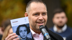 Prezes IPN dr. Karol Nawrocki na konferencji prasowej na temat programu „Straty osobowe i ofiary represji pod okupacją niemiecką w latach 1939-1945”. PAP/Adam Warżawa