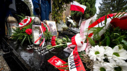 Grób powstańca śląskiego Teodora Zaczyka ze znakiem pamięci "Tobie Polsko, fot. IPN Katowice/K. Łojko