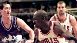 Mecz Chicago Bulls z Utah Jazz w 1997 r. Na zdjęciu Michael Jordan próbuje minąć Jeffa Hornacka. Fot. bia/ krys/