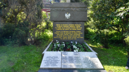Pomnik polskich żołnierzy na cmentarzu Vestre Gravlund w Oslo.NATO. Fot. PAP/A. Lange