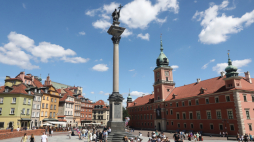 Kolumna króla Zygmunta III Wazy przed Zamkiem Królewskim w Warszawie, fot. PAP/T. Gzell