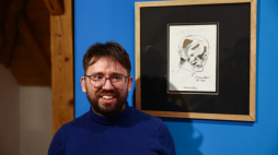 Tomasz Pietrucha, kurator wystawy rysunków Kantora z cyklu "Lekcje mediolańskie" w krakowskiej Cricotece, fot. PAP/Art Service