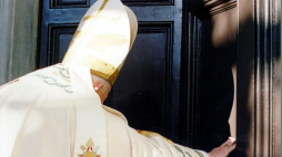 Inauguracja roku jubileuszowego 2000 przez papieża Jana Pawła II, fot. PAP/EPA/ANSA/Vatican POOL