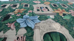 Wykonany we współpracy z Fundacją Urban Forms mural na kamienicy przy ul. Targowej 55 w Łodzi. Fot. PAP/R. Zawistowski