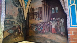 Odrestaurowane gotyckie sklepienia i średniowieczne freski w kaplicach Kolegiaty Najświętszej Maryi Panny Królowej Świata w Stargardzie. Fot. PAP/Marcin Bielecki