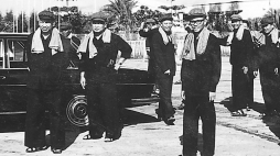 Przywódcy Czerwonych Khmerów (L - P): Pol Pot, Noun Chea, Leng Sary, Son Sen i ich zwolennicy w 1975 r. PAP/EPA/Heng Sinith