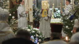 Nabożeństwo w soborze św. Mikołaja Cudotwórcy w Białymstoku, fot. PAP/A. Reszko