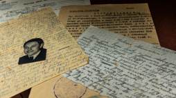 Podczas wydarzenia zostaną zaprezentowane niedostępne na co dzień dokumenty i pamiątki związane z więźniami Majdanka. Fot. Państwowe Muzeum na Majdanku