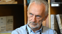Prof. Andrzej Żbikowski, fot. PAP/Radek Pietruszka