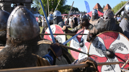 XXIX Międzynarodowy Festiwal Słowian i Wikingów na wyspie Wolin (woj. zachodniopomorskie), 2024 r. PAP/Marcin Bielecki