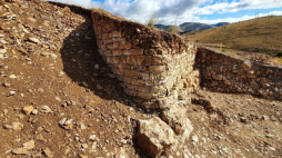 Pozostałości rzymskiego fortu odkryte podczas prac archeologicznych w północnej Hiszpanii, fot. domena publiczna