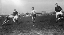 Mecz piłki nożnej Polonia Warszawa - WKS Wawel Kraków w Warszawie, 1935 r. /NAC