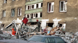 Akcja ratownicza i ewakuacja mieszkańców budynku przy Al. Wojska Polskiego 39 w Gdańsku po wybuchu gazu. PAP/Stefan Kraszewski