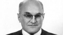 Prof. Zbigniew Raszewski. Źródło: wikipedia.org/dzieje.pl