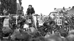 Lech Wałęsa podczas strajku w Stoczni Gdańskiej w sierpniu 1980 r. Fot. PAP/Erazm Ciołek