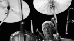 Amerykański muzyk jazzowy, perkusista i klawiszowiec na festiwalu Jazz Jantar 2016 w Gdańsku. PAP/Adam Warżawa