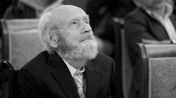 Jan Turnau (1933-2025). Fot. PAP/Tomasz Gzell