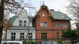 Odrestaurowana XIX-wieczna willa przy ul. Królowej Korony Polskiej 20 w Szczecinie. Fot. PAP/Marcin Bielecki