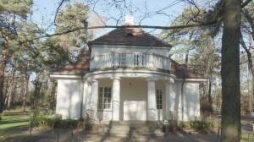 Dworek Marszałka w Sulejówku. Fot. PAP/screen