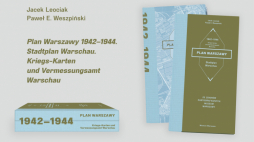 „Plan Warszawy 1942–1944. Stadtplan Warschau. Kriegs-Karten und Vermessungsamt Warschau”. Fot. Muzeum Warszawy
