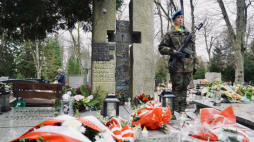 Uroczystości przy grobie Jana Stawisińskiego - jednej z najmłodszych ofiar pacyfikacji kopalni „Wujek”. Fot. facebook/IPN.Szczecin