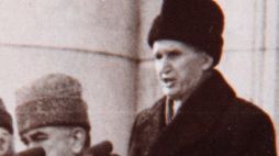 Nicolae Ceausescu podczas swojego ostatniego publicznego wystąpienia w grudniu 1989 r. Fot. PAP/EPA/Emil Houdek