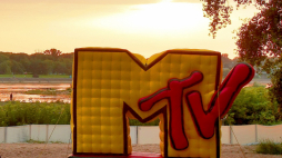 Warszawa 14.07.2011. Impreza urodzinowa stacji muzycznej MTV. Fot. PAP/Stach Leszczyński