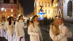 Orszak Św. Łucji. Fot. PAP/Adam Warżawa