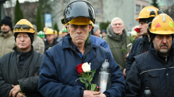 Uroczystość pod Pomnikiem Poległych Stoczniowców 1970 w Gdańsku z okazji 55. rocznicy Grudnia '70. Fot. PAP/Adam Warżawa