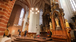 Prezentacja odnowionych wnętrz bazyliki katedralnej Podwyższenia Krzyża Świętego w Opolu. Fot. PAP/Krzysztof Świderski