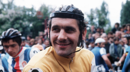 Ryszard Szurkowski podczas XXVI Wyścigu Pokoju w 1972 r. Fot. PAP/Stanisław Dąbrowiecki