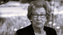 Eva Schloss (1929-2026). Fot. PAP/EPA/Etienne Laurent