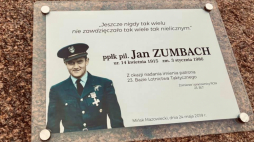 Kamień ku czci ppłk. Jana Zumbacha na terenie 23. Bazy Lotnictwa Taktycznego w Mińsku Mazowieckim. Fot. Facebook/23 Baza Lotnictwa Taktycznego im ppłk pil Jana Zumbacha 