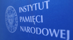 IPN (logo). Fot. PAP/Rafał Guz