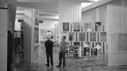 Warszawa 1969 r. Muzeum Plakatu w Wilanowie. Fot. PAP/Afa Pixx/Mirosław Stankiewicz