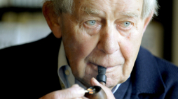 Siegfried Lenz w 2009 r. Fot. EPA/MAURIZIO GAMBARINI Dostawca: PAP/EPA