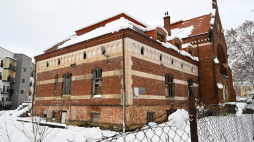 Pałac Kaczkowskich w zimowej szacie. Fot. PAP/Darek Delmanowicz 