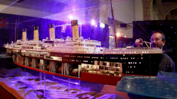 Makieta Titanica. Fot. PAP/EPA/Toni Garriga