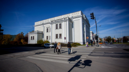 Dawna synagoda przy ul. Warszawskiej w Kielcach. PAP/Michał Walczak