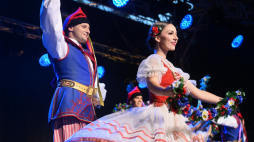 Zespół Pieśni i Tańca "Mazowsze". Fot. PAP/Piotr Nowak