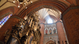 Bazylika katedralna Wniebowzięcia Najświętszej Maryi Panny w Pelplinie, Fot. PAP/Andrzej Jackowski