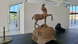 Muzeum Igora Mitoraja w miejscowości Pietrasanta w Toskanii. Fot. PAP/Sylwia Wysocka 