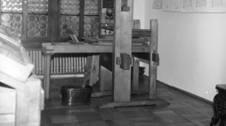 Muzeum Historyczne m. st. Warszawy, maszyna drukarska, 1975 r. /NAC