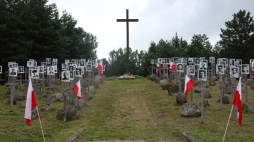 Obchody Dnia Pamięci Ofiar Obławy Augustowskiej przy Wzgórzu Krzyży w Gibach, Fot.  PAP/Artur Reszko